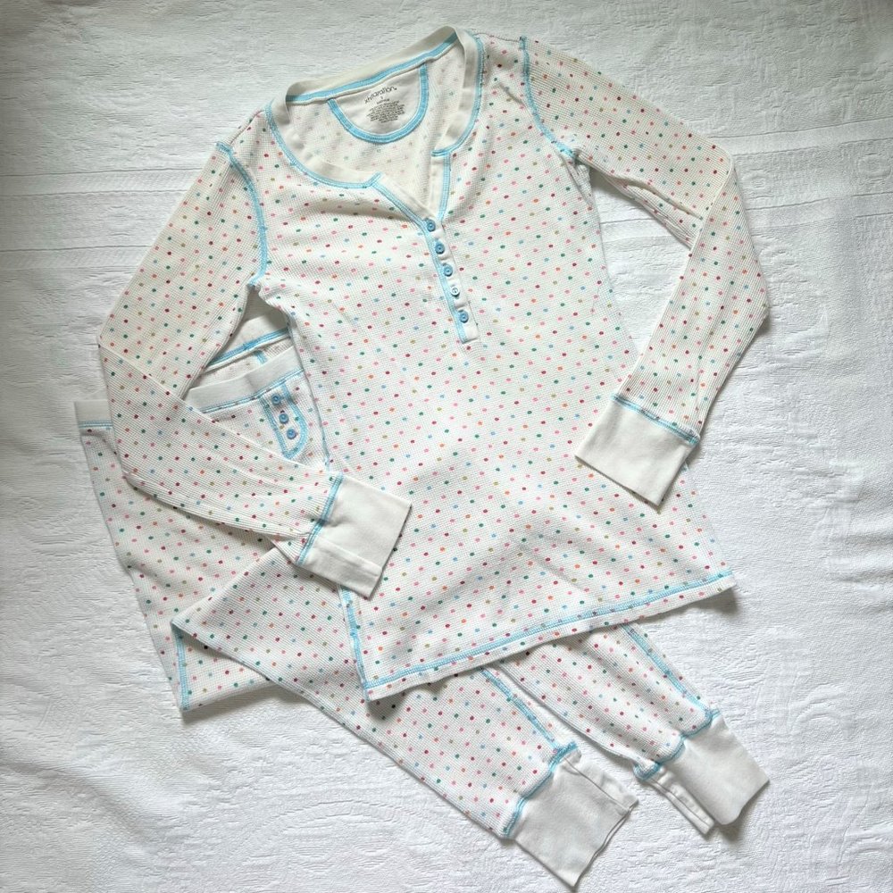 Xhilaration Rainbow polka dots long johns set white fabric blue stitching